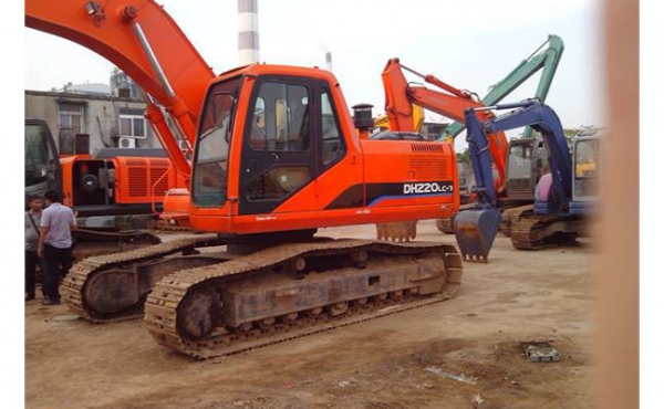 รถแบคโฮมือสอง DOOSAN DH370LC-7 สภาพรถเยี่ยม 090-268-2646