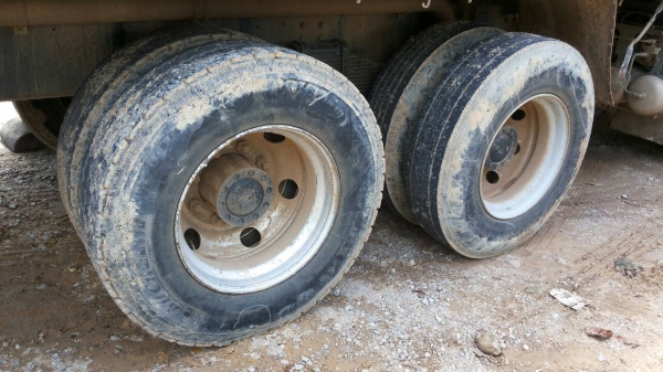 ขายรถ 12 ล้อดัมพ์ HINO FM1JNLD 330 แรงม้า ราคา 1700000