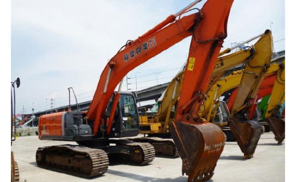 รถแบคโฮมือสอง HITACHI ZX200-3 สภาพรถเยี่ยม 090-268-2646