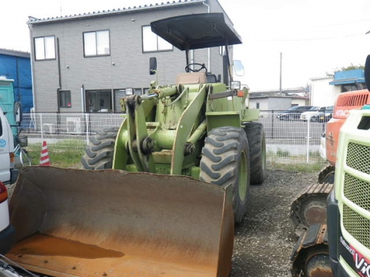 รถตัก Caterpillar 910F Serial: 1YK03411 2834ชม. สต็อกเราที่ญี่ปุ่นค่ะ