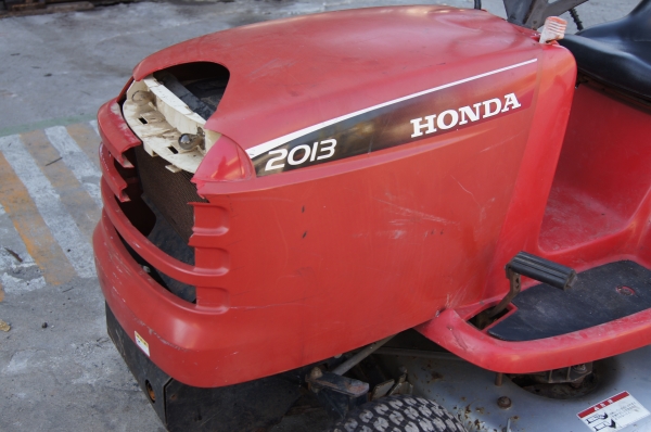 เครื่องตัดหญ้า Honda 2013 ราคา 40,000.- บาท