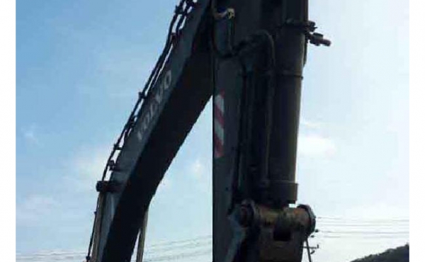 รถแบคโฮมือสอง VOLVO EC460B สภาพรถเยี่ยม 090-268-2646