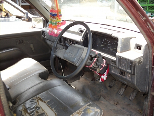 mitsubishi L 200 ไซโคน ปี 2537 ทะเบียนขาดเมื่อเดือน มีนายน ที่ผ่านมา เครื่องแน่นไม่มีควันสวน