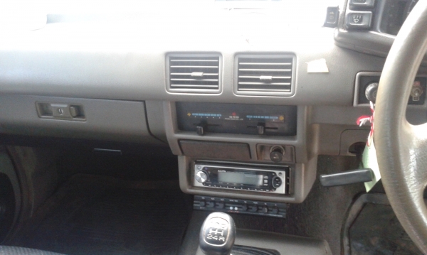 ขาย ISUZU, 2.5 SLX SPACECAB โฉม TFR ปี94สวยเดิมเครื่องเสืยงเต็มรำ ขาย ISUZU, 2.5 SLX SPACECAB โฉม TFR ปี94สวยเดิมเครื่องเสืยงเต็มรำ