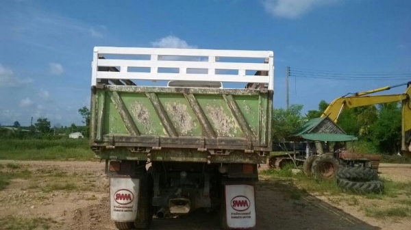 รถอีซูซู  10  ล้อดั้ม  320  แรงม้า  ปี51  สนใจติดต่อ  081-6079515