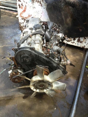 ขายเครื่อง 2L 2.4 สวยๆ