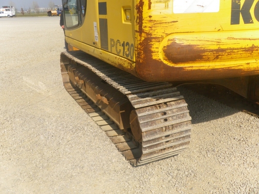 KOMATSU PC130-6E มือสองญี่ปุ่นแท้ๆ เลยครับ สนใจติดต่อ น๊อค 098-246-3778