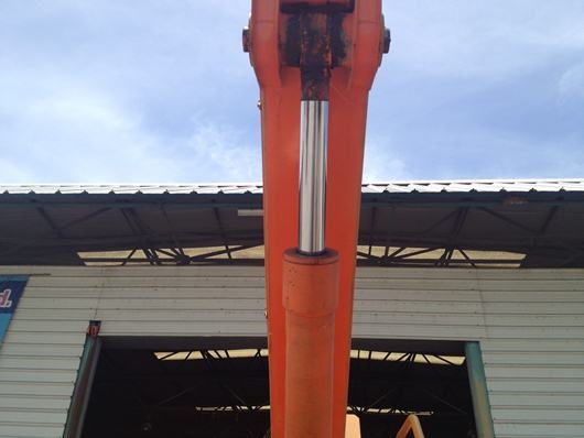 ขาย บูมลิฟย์ HITACHI HX220B ยกได้สูง22M สภาพสวยพ้อมใช้งาน ติดต่อ อำพล 090-9694506/080-3031241 ขาย บูมลิฟย์ HITACHI HX220B ยกได้สูง22M สภาพสวยพ้อมใช้งาน ติดต่อ อำพล 090-9694506/080-3031241