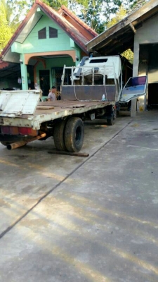 รถฮีโน่ 6 ล้อ FC2W 120 แรงม้า  ปี  39  สนใจติดต่อ  081-6079515