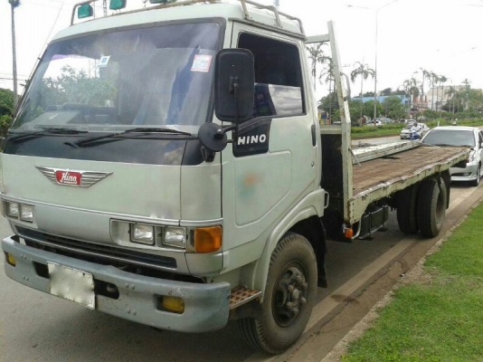 รถฮีโน่ 6 ล้อ FC2W 120 แรงม้า  ปี  39  สนใจติดต่อ  081-6079515