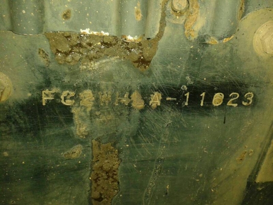 รถฮีโน่ 6 ล้อ FC2W 120 แรงม้า  ปี  39  สนใจติดต่อ  081-6079515