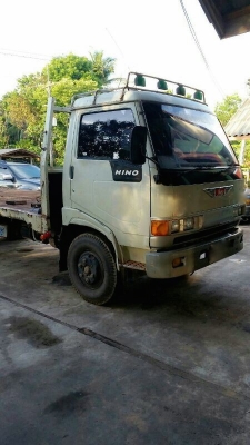 รถฮีโน่ 6 ล้อ FC2W 120 แรงม้า  ปี  39  สนใจติดต่อ  081-6079515