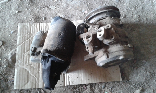 ขาย เครื่องมิร่า+เกียร์+เพลาขับ ให้หมดเลย ราคา 3500 โทร 0891347860