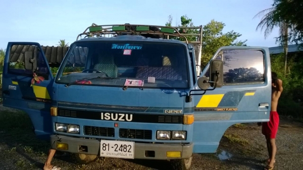 isuzu 115 แรงพร้อมใช้งาน เจ้าของขายเองคับ เอกสารครบ ปรับลดราคาแล้วคับ สนใจติดต่อ 0918070020 เอ็กซ์ ครับ