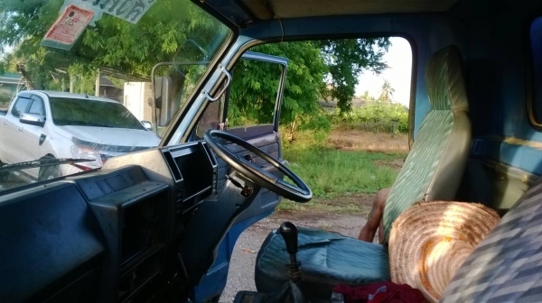 isuzu 115 แรงพร้อมใช้งาน เจ้าของขายเองคับ เอกสารครบ ปรับลดราคาแล้วคับ สนใจติดต่อ 0918070020 เอ็กซ์ ครับ