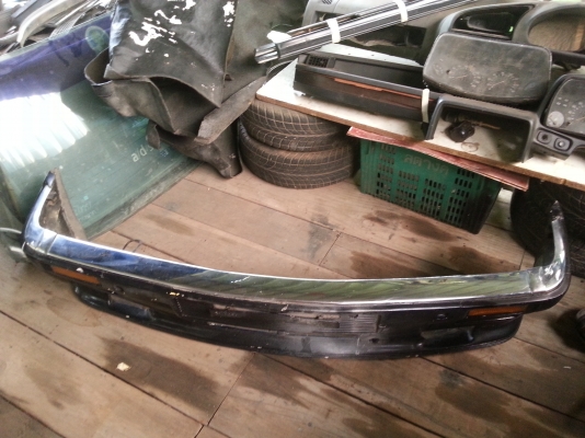 ขายกันชนหน้า m e30 แท้