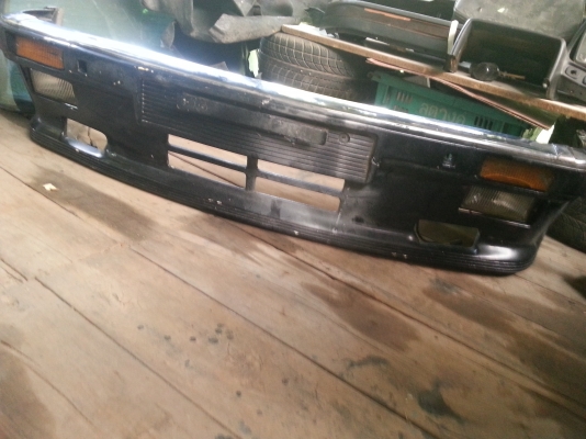 ขายกันชนหน้า m e30 แท้