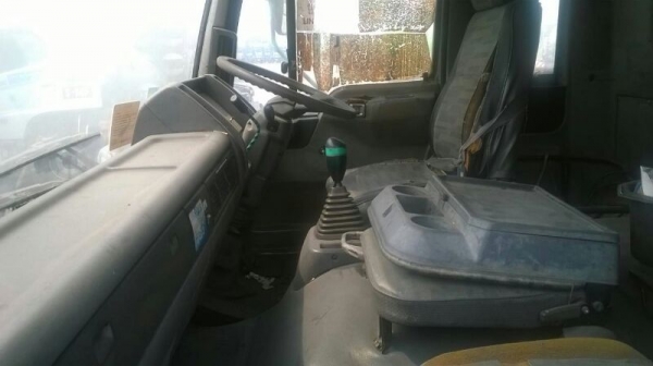 รถฮี่โน่ 10 ล้อหัวลาก FM3M  240 แรงม้าขายเฉพาะหัว   ปี 39   สนใจติดต่อ 081-6079515