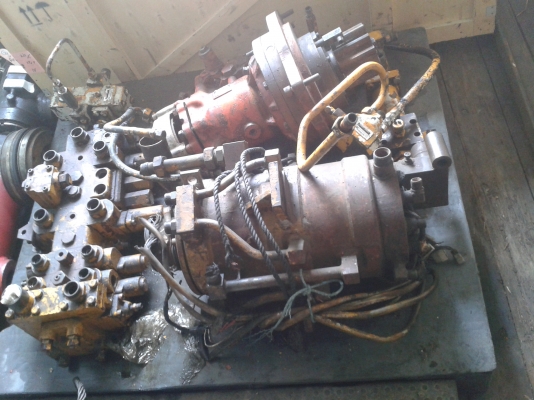 ขายคอนโทร มอเตอร์พร้อมชุดเกียร์สวิง TADANO TR250M3