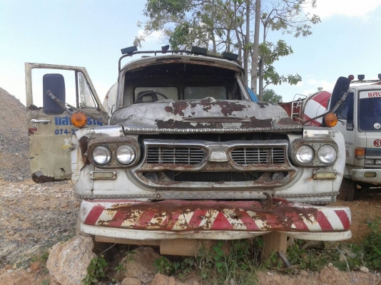 ขาย สิบล้อ หัวยาว รถน้ำ เครื่อง D X 120 ตามสภาพ สนใจสอบถามรายละเอียดได้ที่ 084-9160227 090-3494058