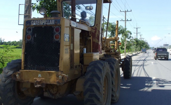 รถเกรดมือสอง CAT 12G สภาพรถเยี่ยม 090-268-2646