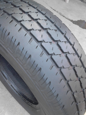 215R14 BRIDGE STONE LEO 677   มี 1 ล้อ  TEL.081-427-3941