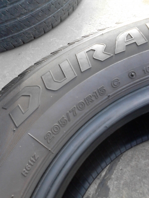 205/70R15  BRIDGESTONE DURAVIS R611 TEL.081-427-3941