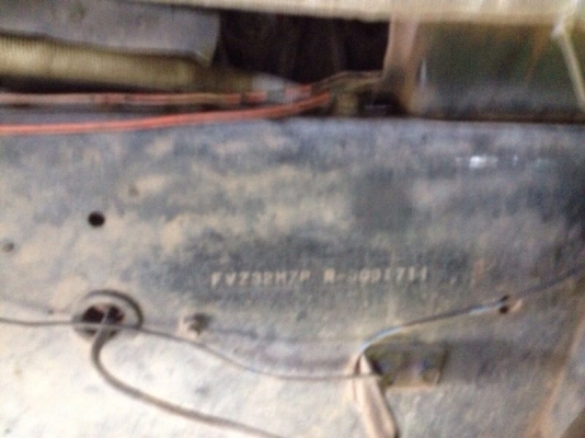 รถอีซูซู 10  ล้อดั้ม 2 เพลา  195 แรงม้า ปี 38  สนใจติดต่อ 081-6079515