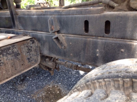 รถอีซูซู 10  ล้อดั้ม 2 เพลา  195 แรงม้า ปี 38  สนใจติดต่อ 081-6079515