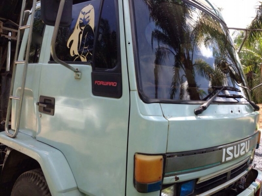 รถอีซูซู 10  ล้อดั้ม 2 เพลา  195 แรงม้า ปี 38  สนใจติดต่อ 081-6079515