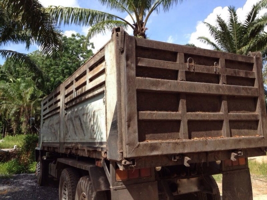 รถอีซูซู 10  ล้อดั้ม 2 เพลา  195 แรงม้า ปี 38  สนใจติดต่อ 081-6079515