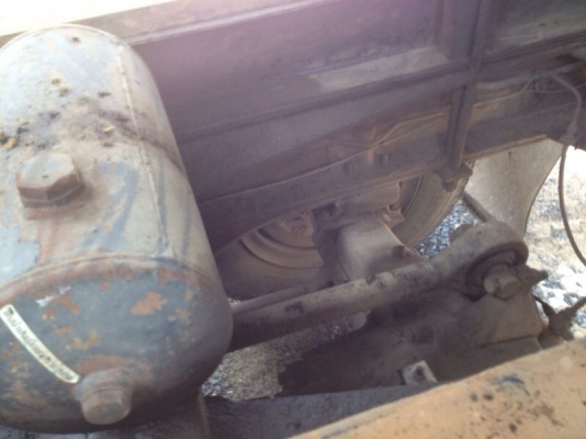 รถอีซูซู 10  ล้อดั้ม 2 เพลา  195 แรงม้า ปี 38  สนใจติดต่อ 081-6079515