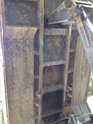 รถอีซูซู 10  ล้อดั้ม 2 เพลา  195 แรงม้า ปี 38  สนใจติดต่อ 081-6079515