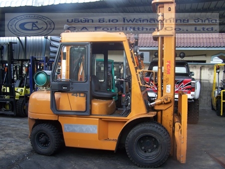 ขายรถ โฟล์คลิฟท์ TCM รุ่น FG40T8