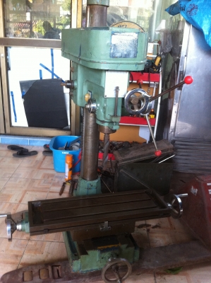 แท่นสว่าน สไลหน้าแท่น แท่นสว่าน สไลหน้าแท่น