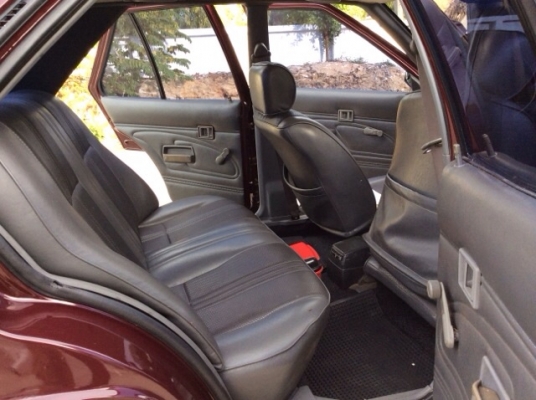 ขายรถมิตซู แชมป์ ปี 94 เครื่องเดิม 1.3 เกียร์ธรรมดา ภายในเบาะหนังสวย ไม่มีขาด พรมสะอาด ไม่มีกลิ่นอับ สีเต็มเงา มีริ้วรอยการใช้งาน แม็กขอบ 14 เครื่องดี เกียร์แน่น รถขับดีครับ ประหยัด ภาษีไม่ขาดต่อ พร้อมใช้ครับ