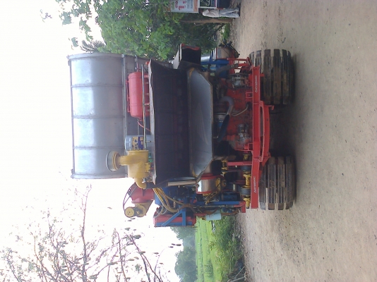 ขายรถ เกี่ยว วรพจน์  210 tubo อีซูสุ ลดสุดๆ 835,000