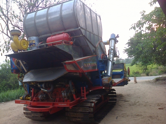 ขายรถ เกี่ยว วรพจน์  210 tubo อีซูสุ ลดสุดๆ 835,000