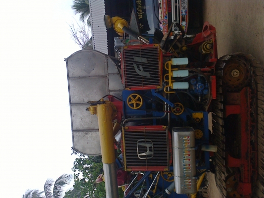 ขายรถ เกี่ยว วรพจน์  210 tubo อีซูสุ ลดสุดๆ 835,000