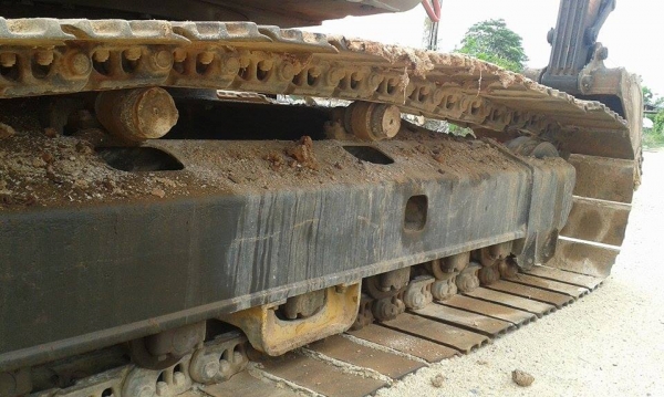 ขายEx200-2ช่วงล่างเติมโช่ใหม่ลอนเลอร์เช็คแท้ไม่แตกเครื่องปั้มไฮโดลิกดีราคา890000