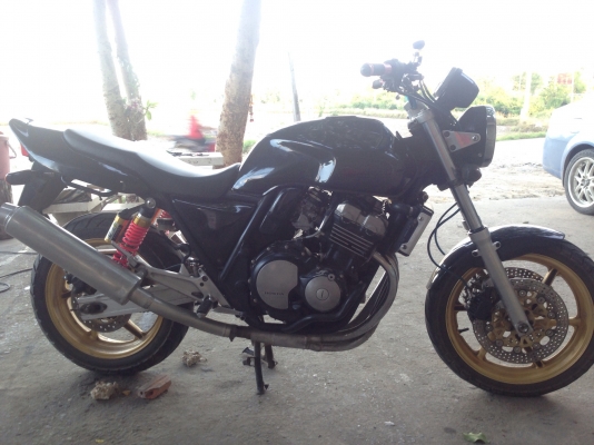 ขาย CB400  เครื่องดีวิ่ง170+สบายๆเอกสารอินวอย 49,000. รถอยู่สุพรรณครับ. สนใจสอบถามได้ครับ. 092-6429114. ติดต่อได้24ซม.คุยง่ายๆต่อรองได้ครับ