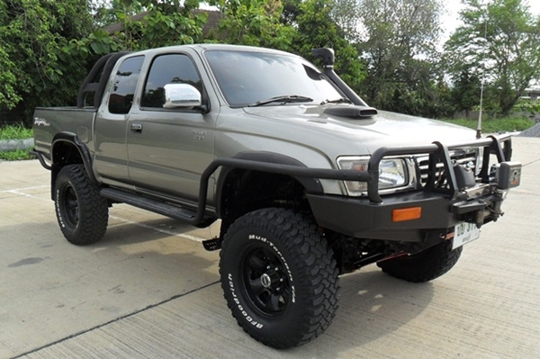 ขายโตโยต้า HILUX TIGER 4WD ปี43 ขายโตโยต้า HILUX TIGER 4WD ปี43