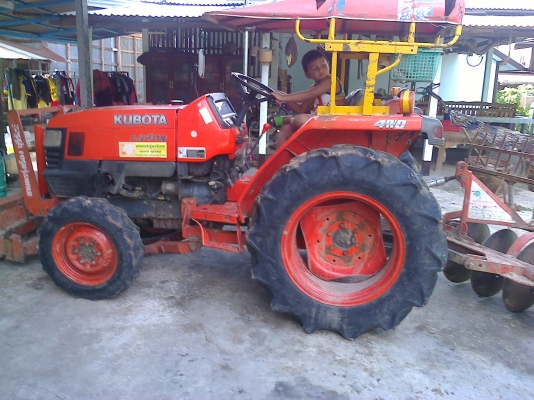 ขายรถไถ KUBOTA 34 แรง สภาพพร้อมใช้งาน ฝานไถ ฝานดัน โลตาลี่ พร้อม ราคาต่อรองได้ครับ