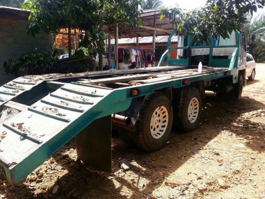 รถแบคโฮ KOBELCO  SK200 - YN12  /  รถมิตซู  10 ล้อ ท้ายลาด เปลื่ยนเครื่อง  195 แรงม้า.  ( ขาย 2 รายการ. )   สนใจติดต่อ 081 - 6079515