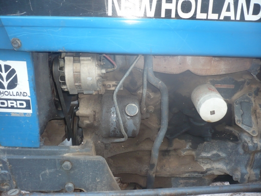 ขายรถไถ FORD 60แรง ต่รองได้คุยกันได้ ขายได้ขายครับ