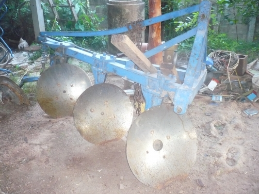 ขายรถไถ FORD 60แรง ต่รองได้คุยกันได้ ขายได้ขายครับ