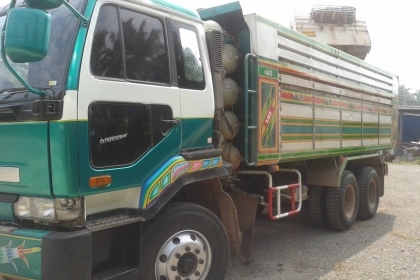 ขาย นิสสัน ud  290 แรง เทอร์โบ