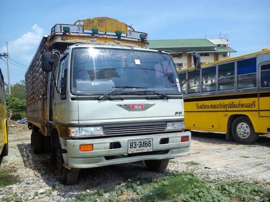 Hino 6ล้อ195แรง ยาว 6 ม.ปี45 Hino 6ล้อ195แรง ยาว 6 ม.ปี45