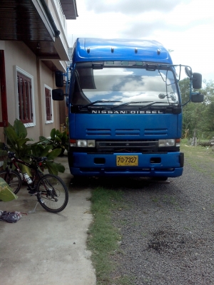 ขาย หัวลาก UD 275 hp ขาย หัวลาก UD 275 hp