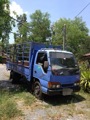 ISUZU NKR